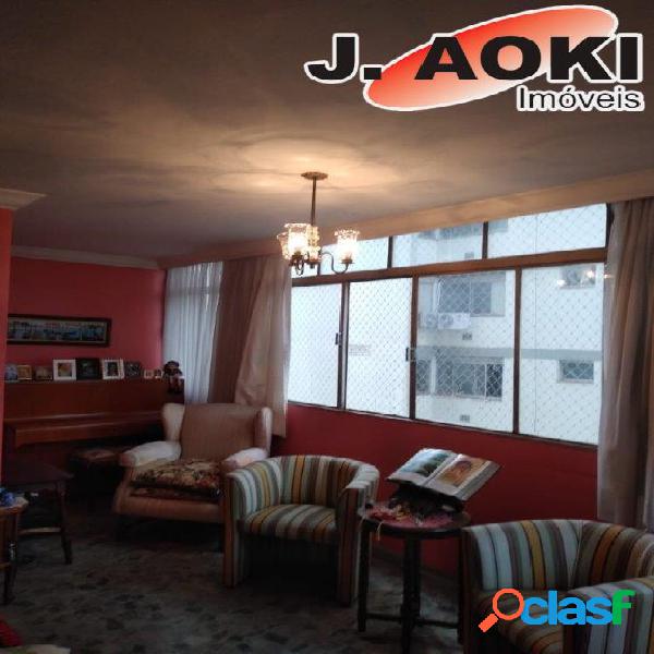 Apartamento Rico em armários