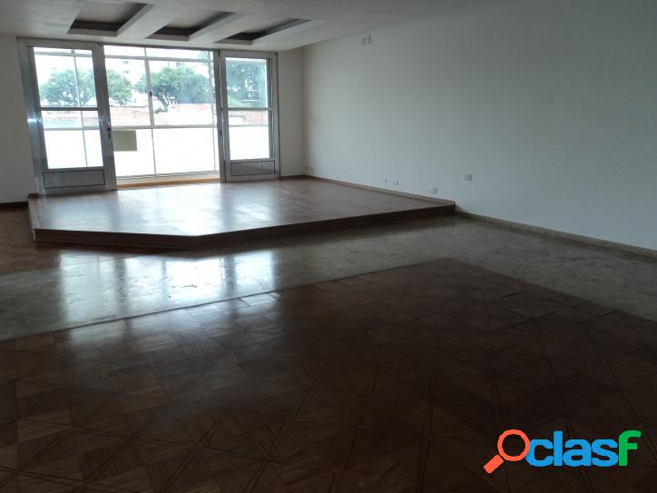 Apartamento" Santa Cecilia"-203m2-3 dorm.1 suit. 1ou 2 vagas