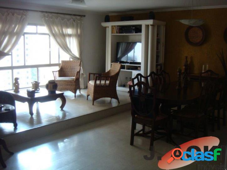 Apartamento amplo, bairro nobre Vila Clementino