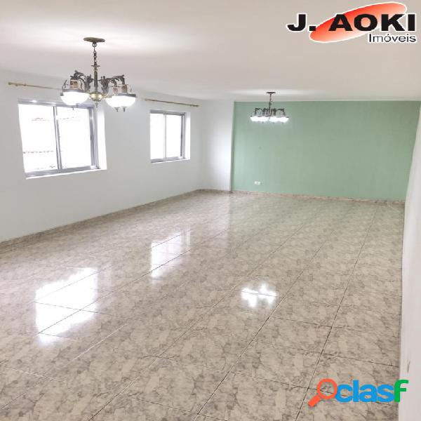 Apartamento com Sala Ampla - OPORTUNIDADE