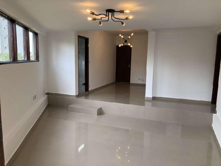 Apartamento para venda possui 90 metros quadrados com 3
