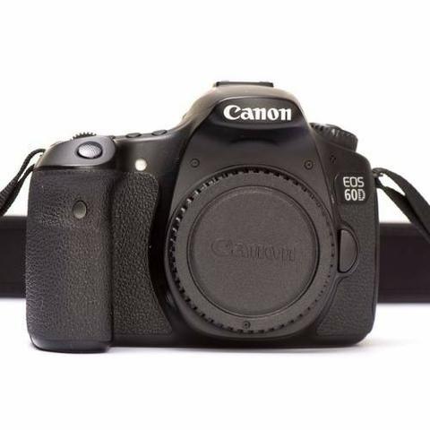 Camera canon 60d + lente 50mm + lente 24mm + lente zoom