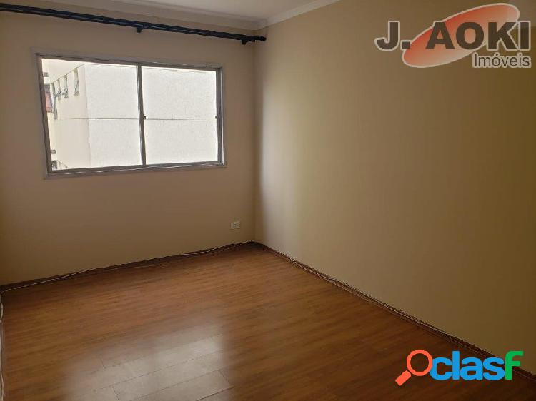 EXCELENTE APARTAMENTO, POUCOS MINUTOS DO METRO PRAÇA DA