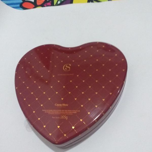Lata Coração Chocolates