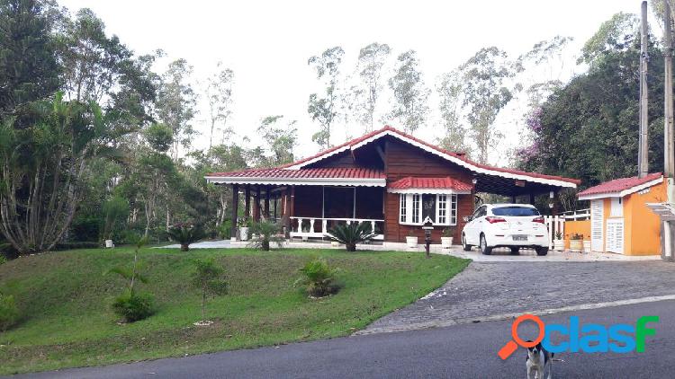 Linda Casa de Campo - Condomínio Fazenda da Ilha - Embu