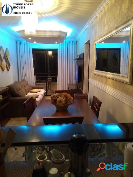 Lindo apartamento com 2 dormitórios na Vila Ré. 1 vaga!