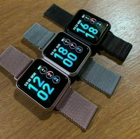 Smartwatch P70 À Prova d'agua ? (Para Iphone e Android)