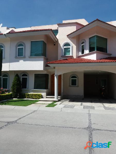 VENTA DE RESIDENCIA EN BOSQUES DE METEPEC