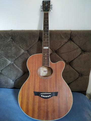 Vendo violão tagina