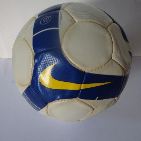 bola de futebol de campo pro nike t90 omni 2008 brasileirão