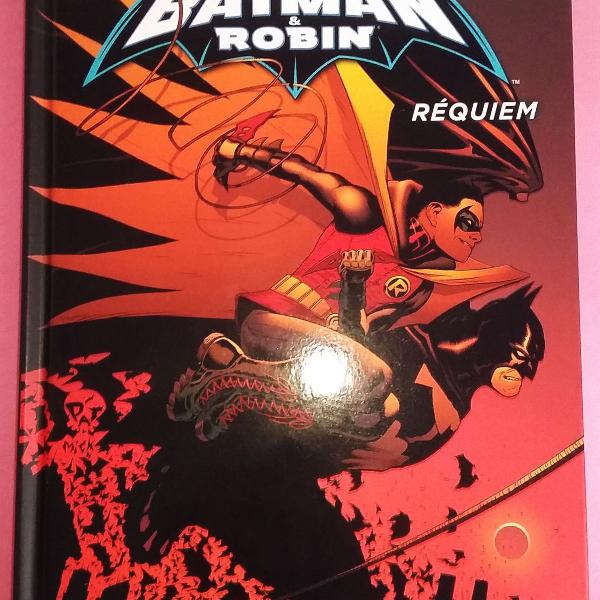 hq encadernada dc batman e robin: réquiem