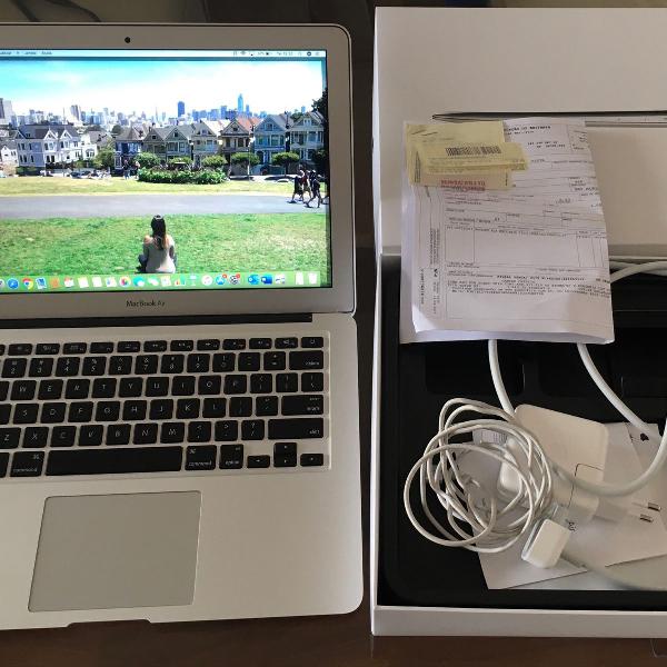 macbook 13,3