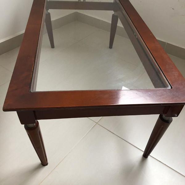 mesa de centro estilo clássico, retangular, madeira e vidro