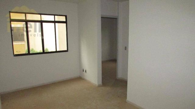 Apartamento com 2 dormitórios para alugar, 40 m² por r$