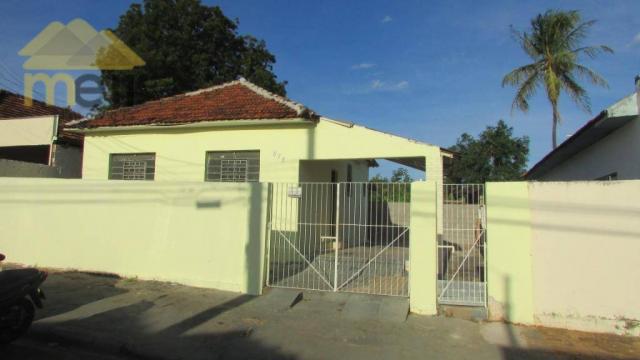 Casa com 3 dormitórios para alugar, 81 m² por r$