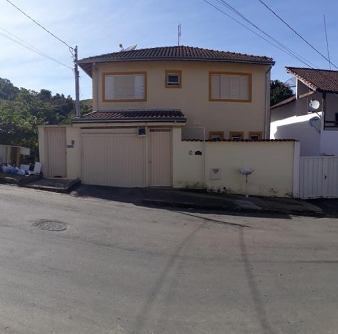 Casa para alugar com 3 dormitórios em Jardim ipê, Poços