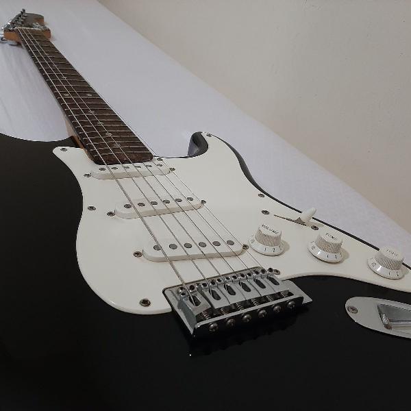 Guitarra Eagle STS-001 Stratocaster Preta