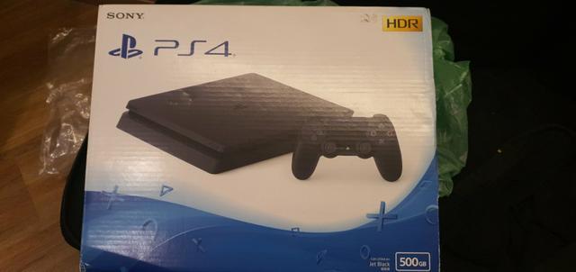 Ps4 Slim 500gb 4 jogos impecável troco ps4 pro ou xbox one