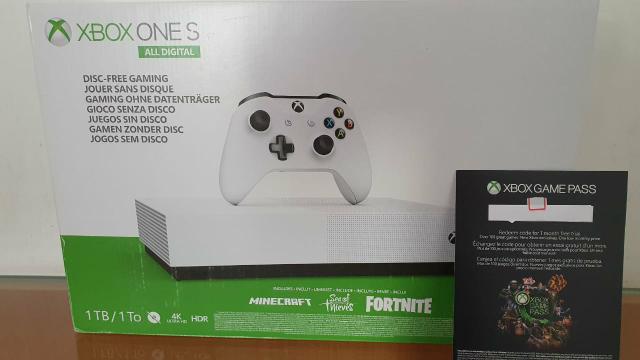 Xbox One S All Digital novo lacrado Com garantia