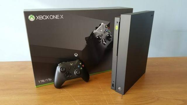 Xbox One X 1TB, parcelo no cartão