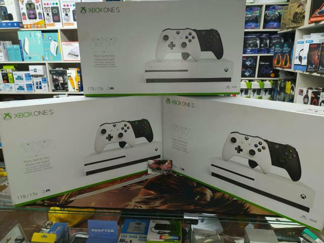 Xbox One s