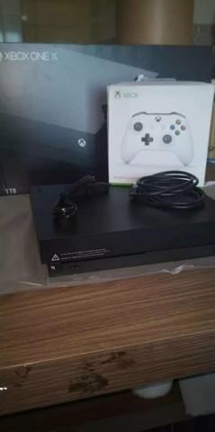 Xbox one x semi novo