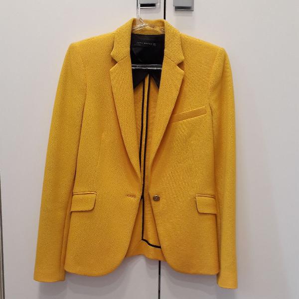 blazer zara amarelo