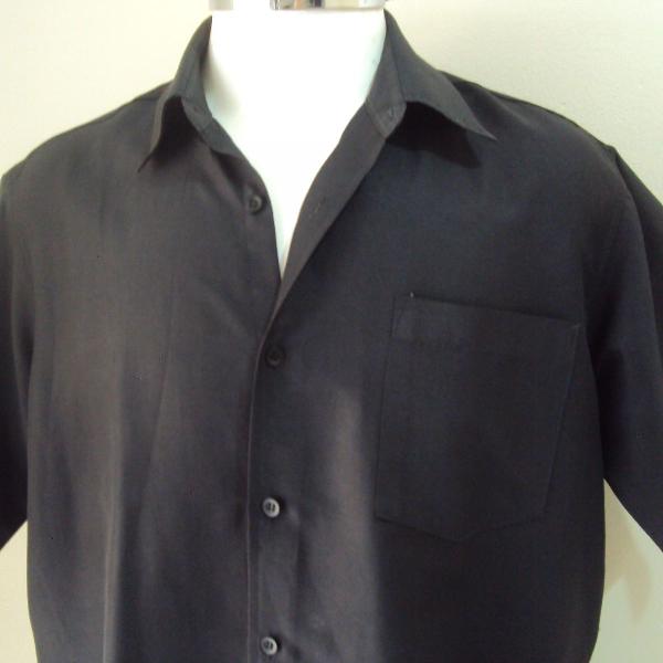 camisa preta giardino manga curta tamanho 4
