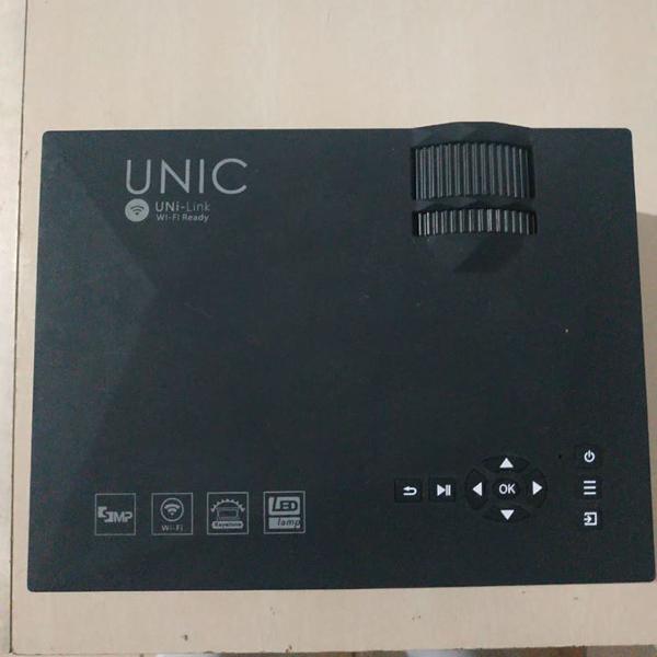 projetor led uc46 wifi unic