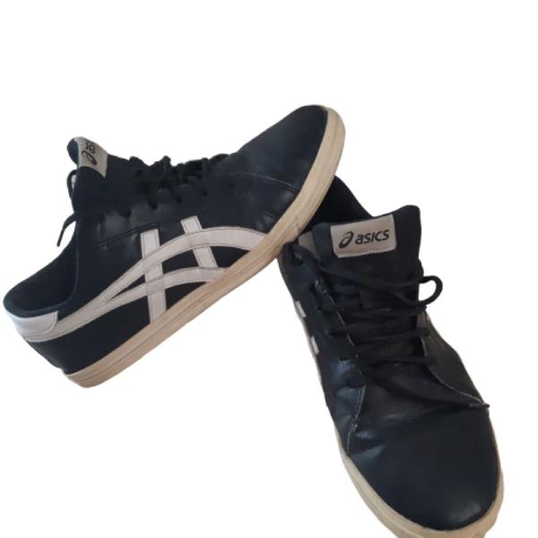 tênis asics