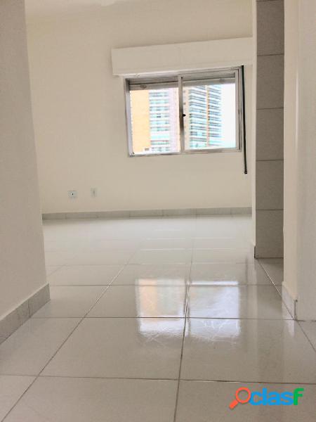 Apartamento 1 DormitÃ³rio- Vazio- Reformado- Garagem-