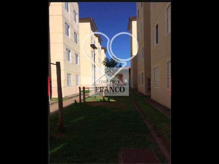 Apartamento de 2 dormitórios pronto para morar em