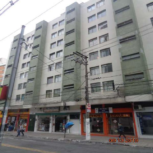 Apartamento para aluguel tem 70 metros quadrados com 3