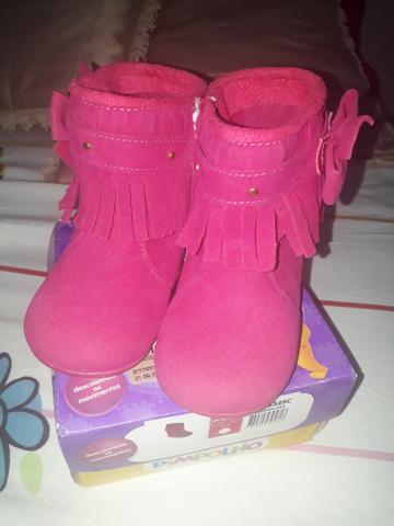 Bota rosa tamanho 19