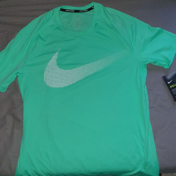 Camiseta Nike Run Breathe