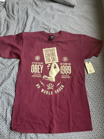 Camiseta OBEY