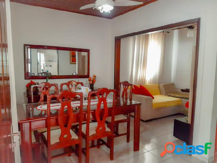 Casa com 2 dorms em MarÃ­lia - Jardim LavÃ­nia por 210