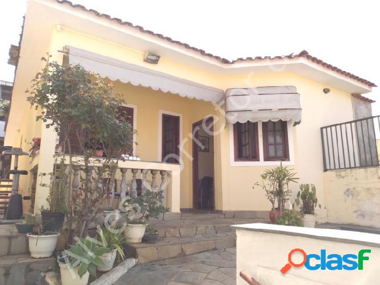 Casa com 3 dorms em Varginha - Campos ElÃ­seos por