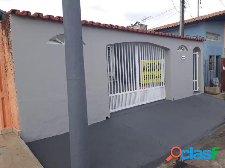 Casa com 4 dorms em BraganÃ§a Paulista - Vila Batista por