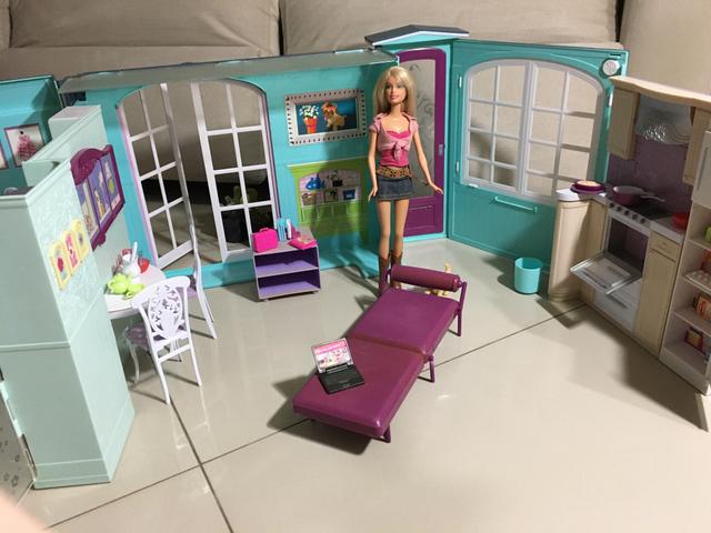 Antiga casinha dá barbie Mattel (2006_2007) 