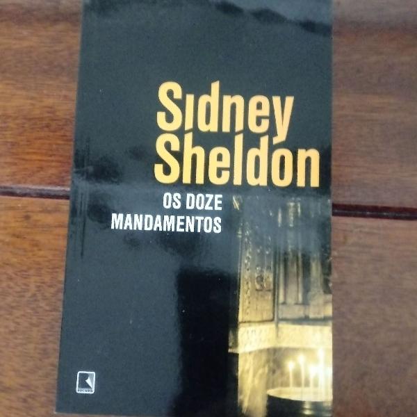 LIVRO OS DOZE MANDAMENTOS, de Sidney Sheldon