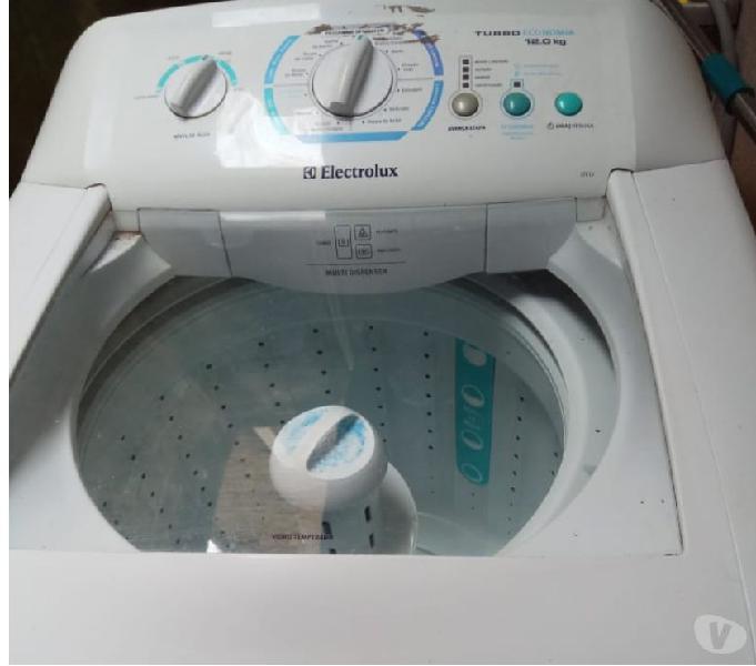 Maquina de Lavar Roupas Electrolux