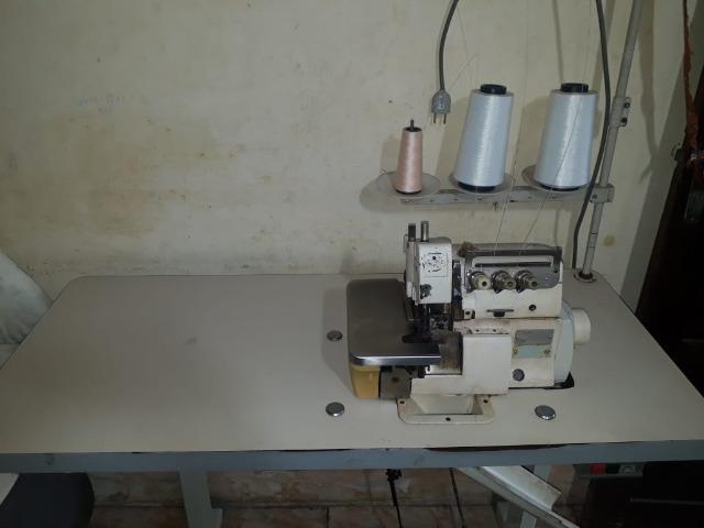 Maquina de costura industrial overlock gensy