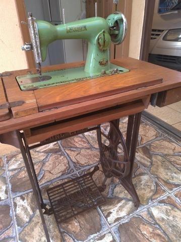 Maquina de costura manual, marca Long Life