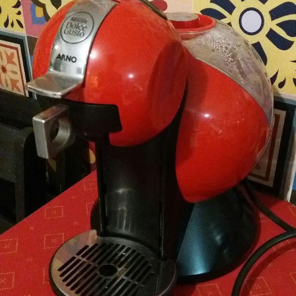 Máquina de Café Dolce Gusto Nescafé