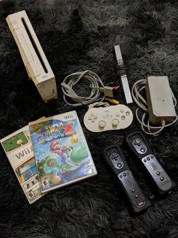 Nintendo Wii + Acessórios e Jogos