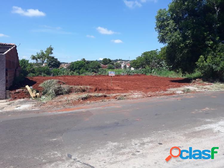 Terreno no asfalto com 203,5mÂ² no Pq. Bauru