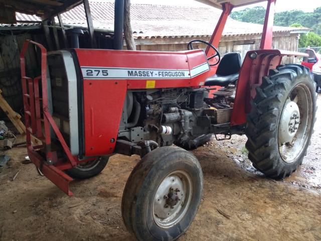 Trator Massey Ferguson 275