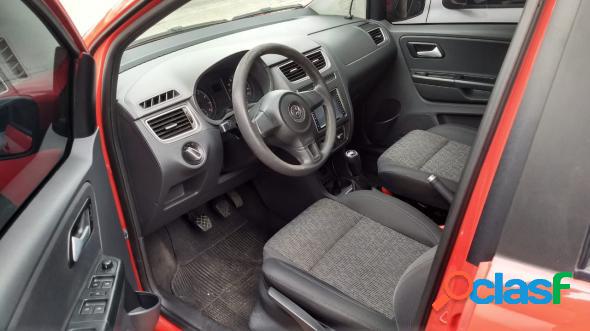 VOLKSWAGEN FOX 1.0 MI TOTAL FLEX 8V 5P VERMELHO 2014 1.0