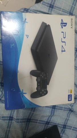 Vendo ps4 completo